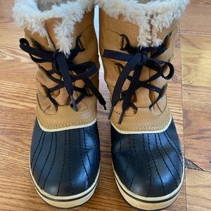 Sorel Women’s Tivoli Waterproof Fleece Lined Winter Snow Boots Size 9.5